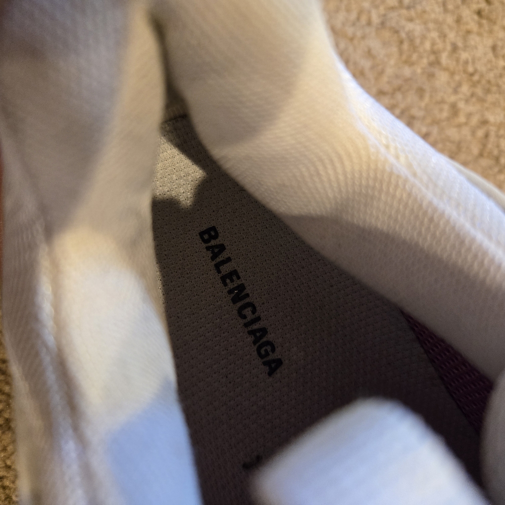 WOMENS Size 5 Balenciaga Triple S Clear Sole Trainer in colorway of white & pink - Picture 5 of 9